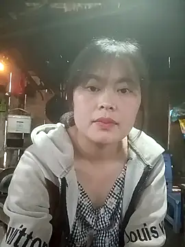 miu-miu2k's cam snapshot