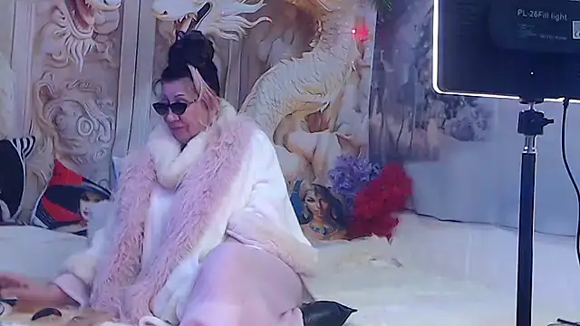 NightOrhideya's cam snapshot