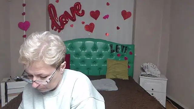 EmiliaGree's cam snapshot