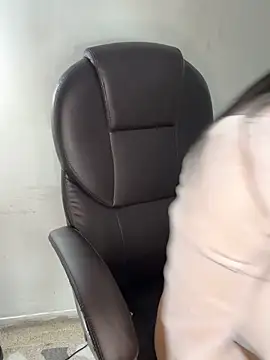 _Isabella_1's cam snapshot