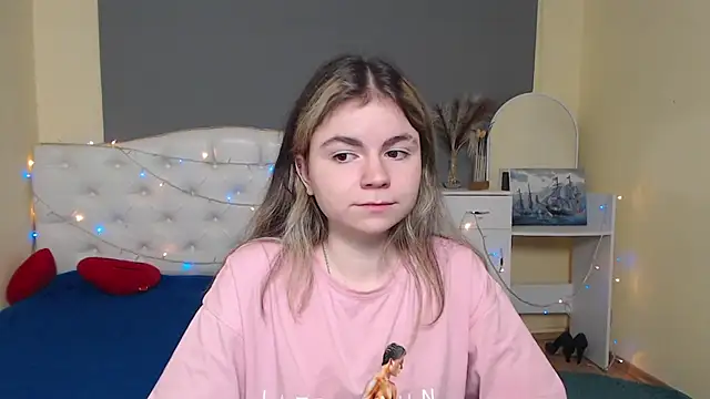 TinaRedly's cam snapshot