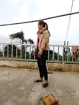 out-lustt's cam snapshot