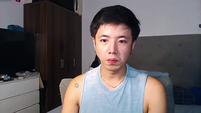 Addictiveboi live sex cam