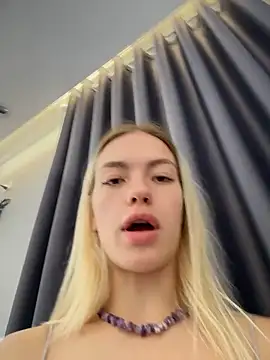 -Sexy_Barbie-'s cam snapshot