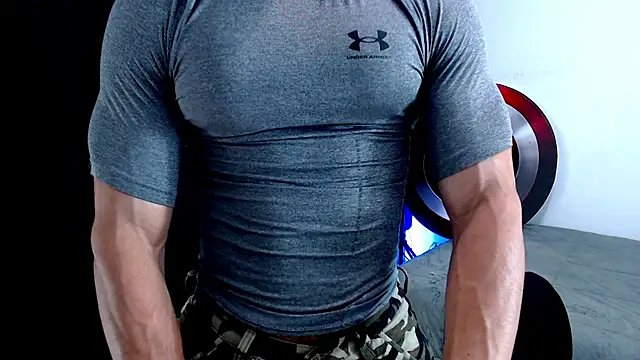 Antonywebb94's cam snapshot