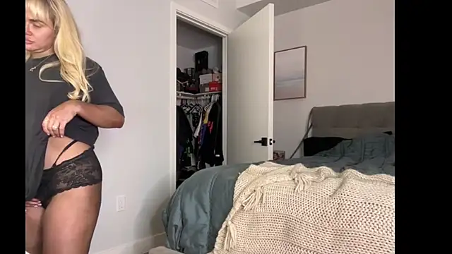 ElenaErickson's cam snapshot