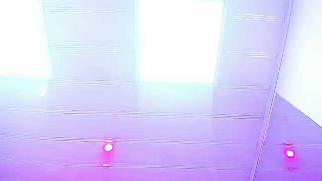 LeaMoreau22's cam snapshot