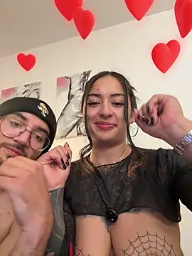 Rae_Lil_White live sex cam