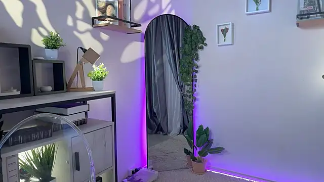 Lella_Ryann_ live sex cam