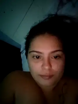 yatzuriperrita live sex cam