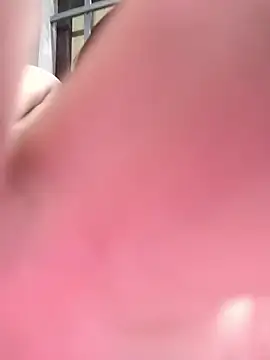 Big_booobs8's cam snapshot