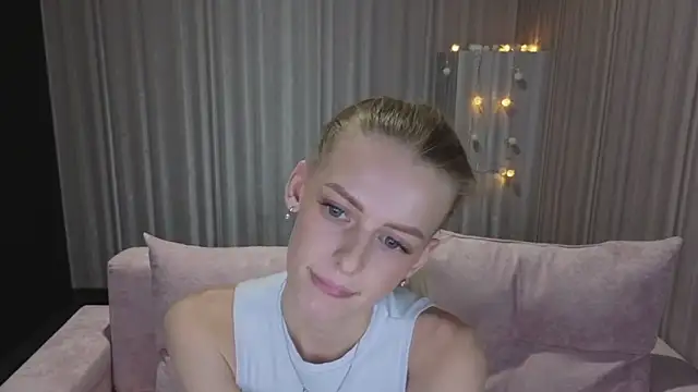 kittie_like18's cam snapshot