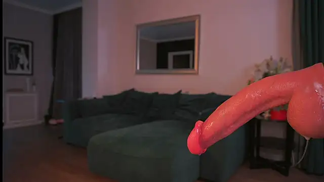 karolineneuer_'s cam snapshot