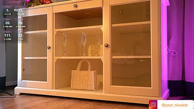 Your_Nicolett live sex cam