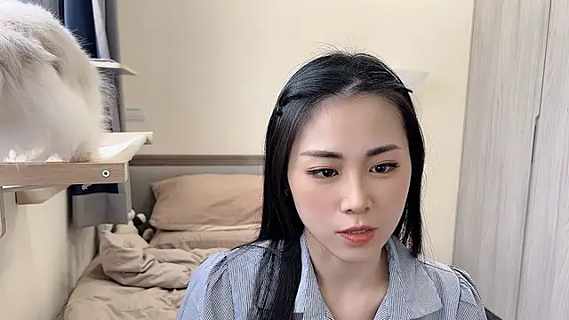 BabyOneDaily's cam snapshot