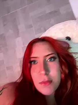 MiaAdams21 live sex cam