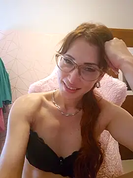 Irresistible24 live sex cam