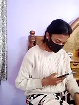 Student12th's cam snapshot