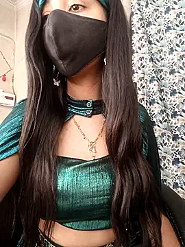 Parinaaz18 live sex cam