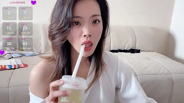 Holiland live sex cam