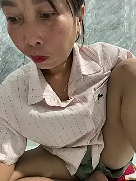 Linaannn live sex cam