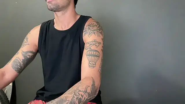 ZeusDelicious's cam snapshot