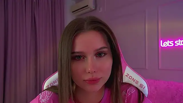 DianaVert's cam snapshot