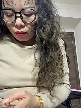 chick-888's cam snapshot