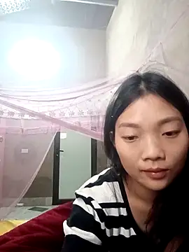 Thao201 live sex cam