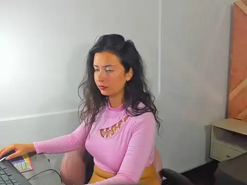 chrisstin_foxx's cam snapshot