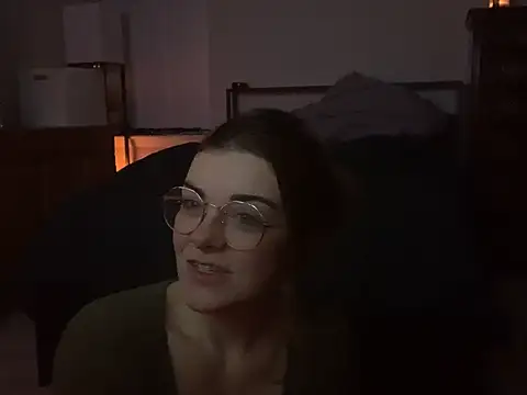 Intothewoodswego's cam snapshot