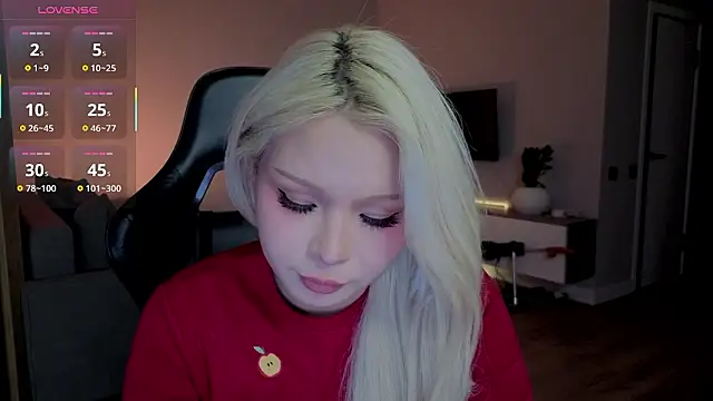 RileyMee's cam snapshot