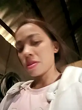 Andrea-688's cam snapshot