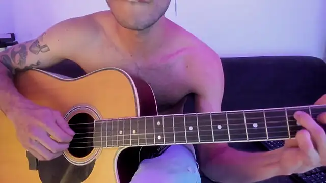 Henrikk_senn live sex cam