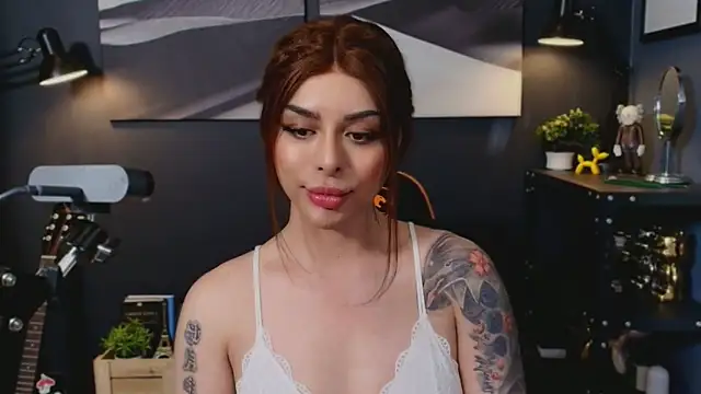 LetisiaRocks live sex cam