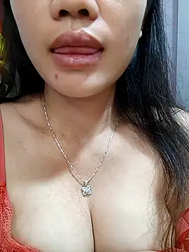 MISSINKUTE live sex cam