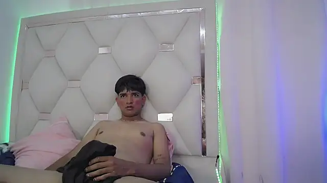 Maxwell_boys's cam snapshot