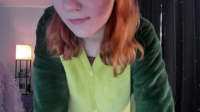 ReddHotPipper's cam snapshot