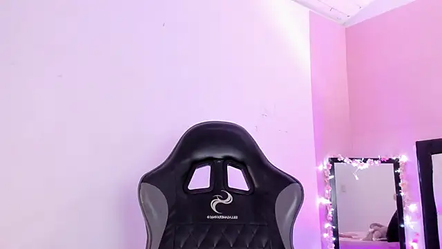 Barbieteeen's cam snapshot