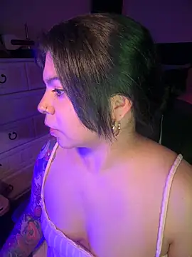 kimmiakiss22's cam snapshot