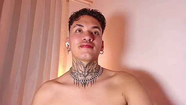 AlecBanne live sex cam