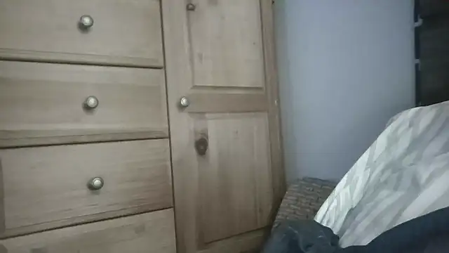 spazz247 live sex cam