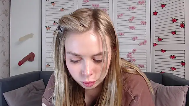 sofiaa_here live sex cam