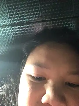 Minhkhue121's cam snapshot