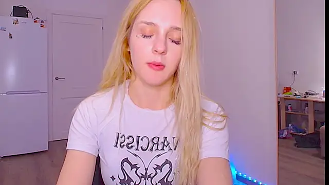 sailormoon666_'s cam snapshot