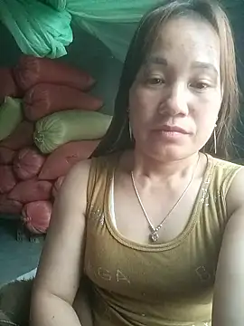 cutebobi's cam snapshot