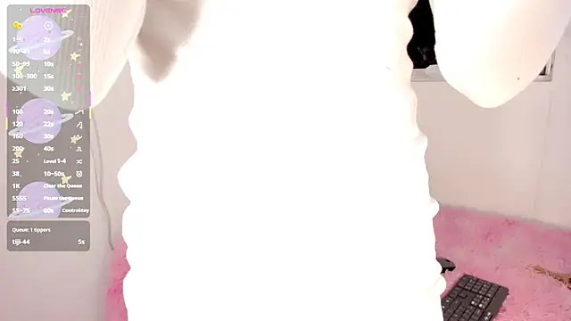 Nicol_ofi24's cam snapshot