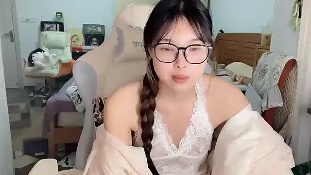 Akong11's cam snapshot