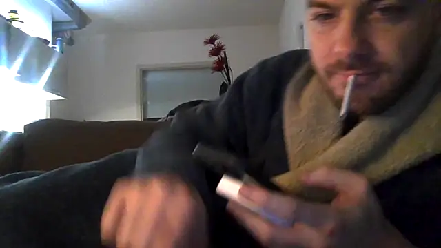 cheekycherryx's cam snapshot