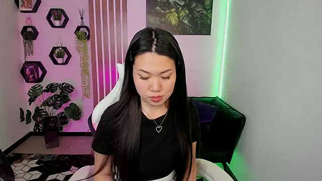 LunaPurrr's cam snapshot